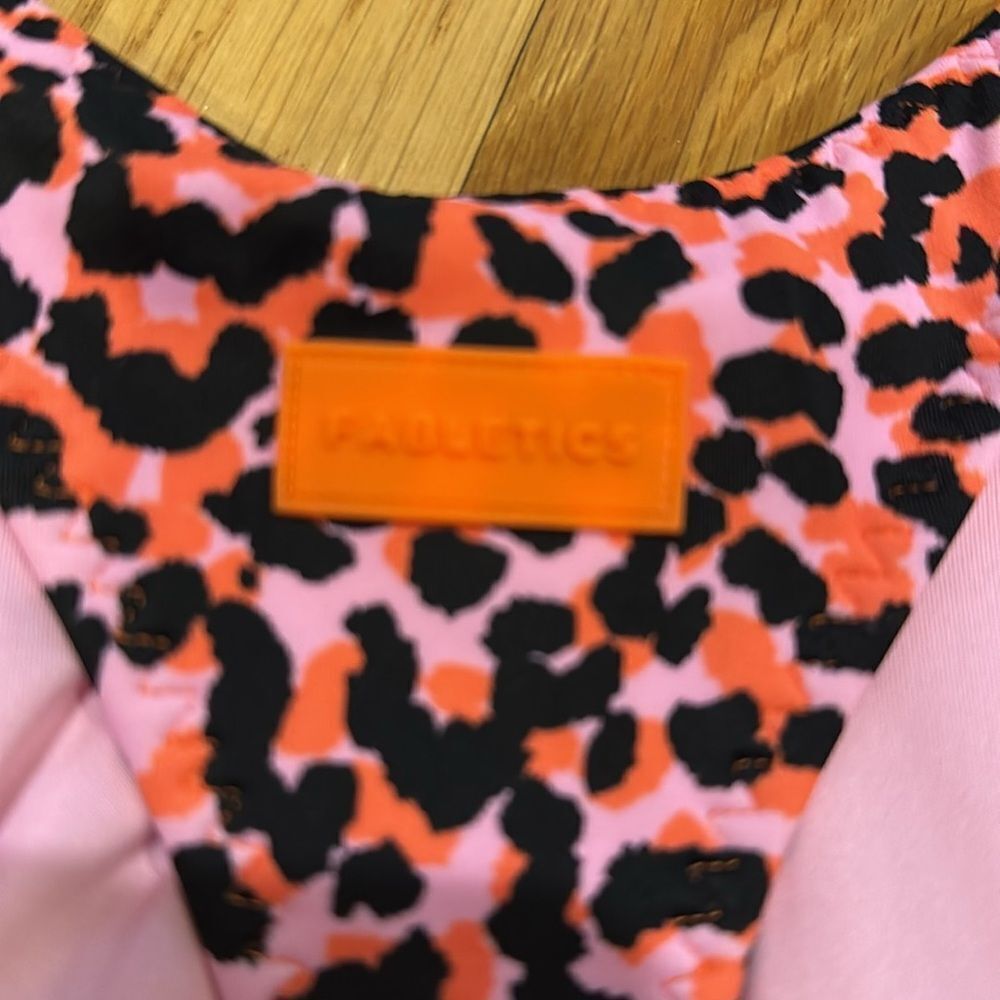 Fabletics Zip-Front Racerback Shaping One-Piece. Size S - Excellent Condition - Picture 7 of 8